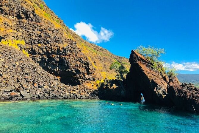 Kona Snorkel Tour: Captain Cook Reef Snorkel, Dolphin & Sea Caves - Safety, comfort, and practical limits