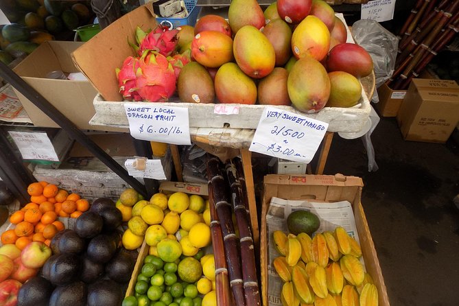 Kona Walking Food Tour - Mokuaikaua Church in two minutes