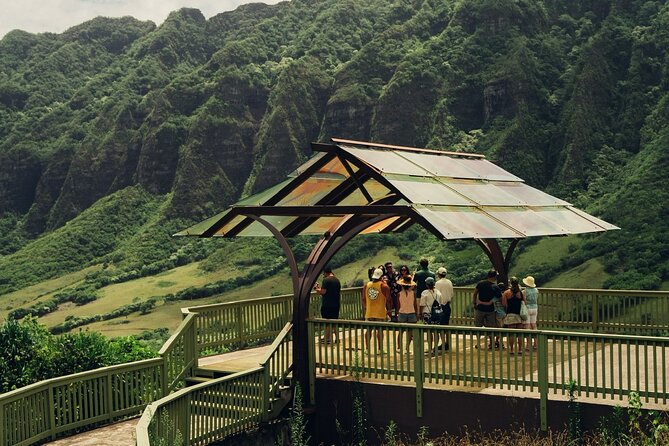 Kualoa Ranch Jurassic Adventure Tour - How much the guide affects your day