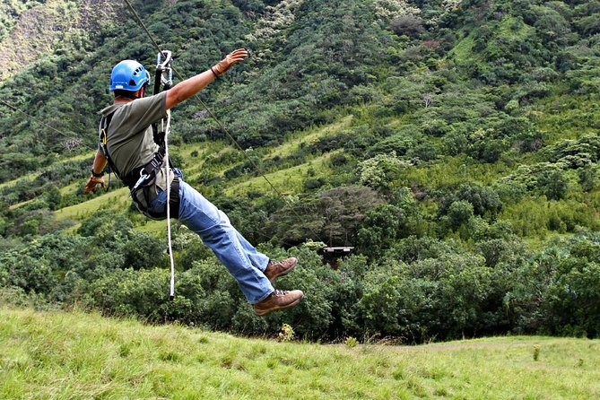 Kualoa Ranch - Zipline Tour - The ranch ride sets the scene