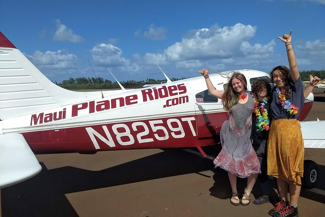 Maui Circle Island-PRIVATE-Air Tour for 2-5: Waterfalls & Lava! - Why an aerial circle of Maui works so well