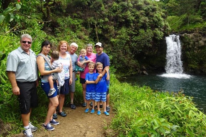 Maui: Famous Road to Hana Waterfalls and Lunch by Mercedes Van - Keʻanae Point and the taste of banana bread