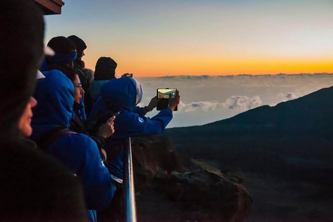 Maui: Haleakala Sunrise Spectacular with Local Breakfast - Who should book this Maui sunrise tour?