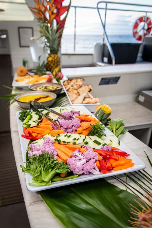Maui: Kaanapali Whale Watching Boat with Open Bar and Food - Check-in at Kaanapali Beach