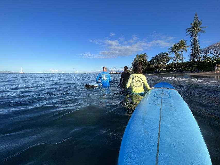 Maui Lahaina Group Surf Lesson - Gear, showers, and the optional photographer