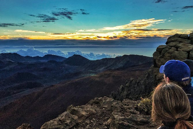 Maui: Majestic Haleakala Sunrise Tour with Pick-up - Reaching Haleakala before first light