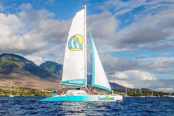 Maui: Original Sunset Cruise with Open Bar from Ka’anapali Beach - Beach boarding, spray, and the best place to sit