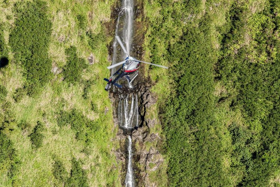 Maui: Road to Hana Helicopter & Waterfall Tour with Landing - Exploring Wailua Valley on foot
