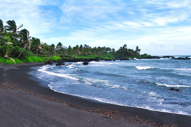 Maui: Road to Hana Luxury Limo-Van Tour with Helicopter Flight - Starting at Kahului Heliport