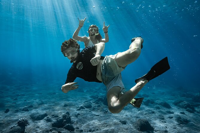 Maui: Turtle Town Snorkel with Photo and Video - Getting fitted with gear and safety instructions