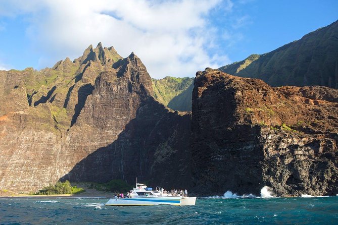 Ni'ihau and Na Pali Coast Snorkel Boat Tour - What happens when the weather changes