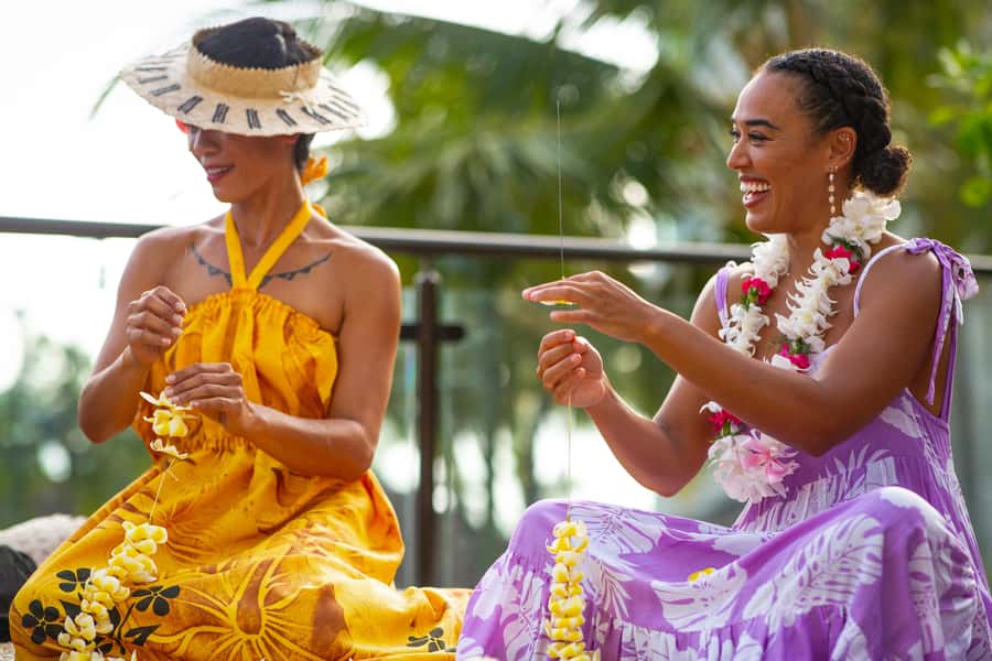 Oʻahu: Nā Lei Aloha Lūʻau & Dinner or Cocktail Show Option - A Waikīkī luʻau with a clear cultural purpose