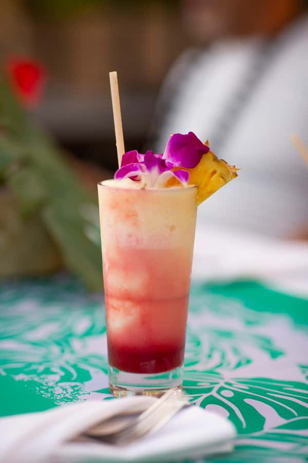 Oʻahu: Nā Lei Aloha Lūʻau & Dinner or Cocktail Show Option - Sunset, music, and the hula performance