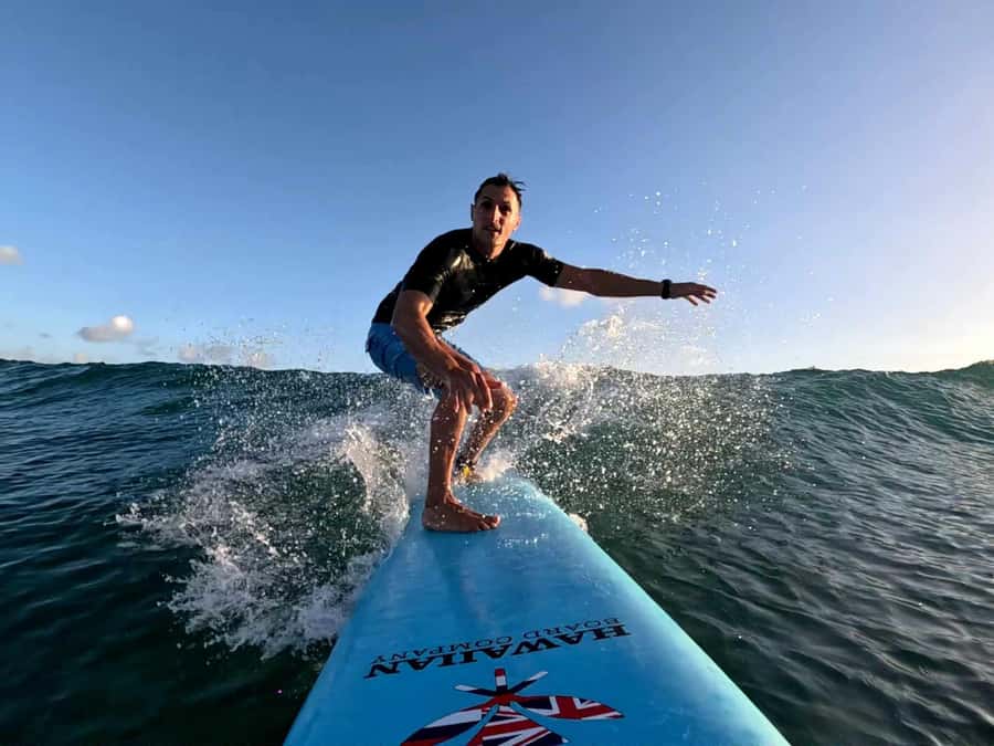 Oahu: 1-on-1 Surfing Lesson in Waikiki - Why Jake matters for a first lesson