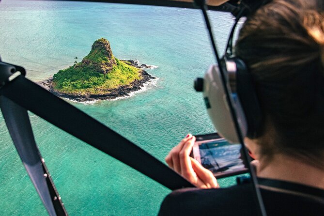 Oahu: 45 Minute Sights Unseen Helicopter Tour - Doors Off or On - Crossing back over Oahu to Pearl Harbor