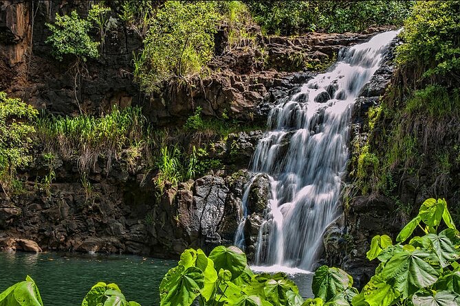 Oahu Circle Island Tour with Waimea Waterfall - Key points at a glance