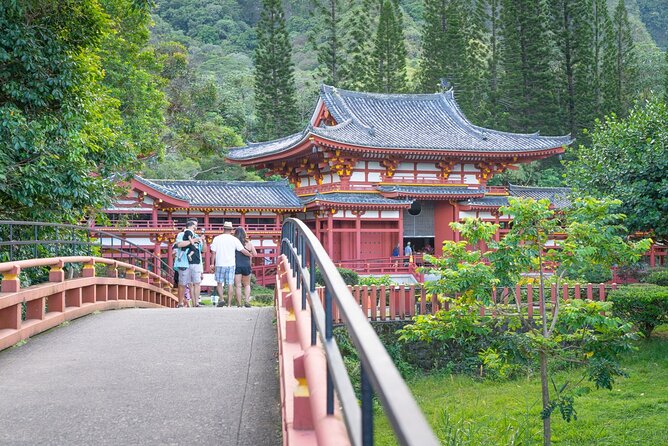 Oahu Deluxe Grand Circle Island Tour - Nu’uanu Pali, where the mountains open wide