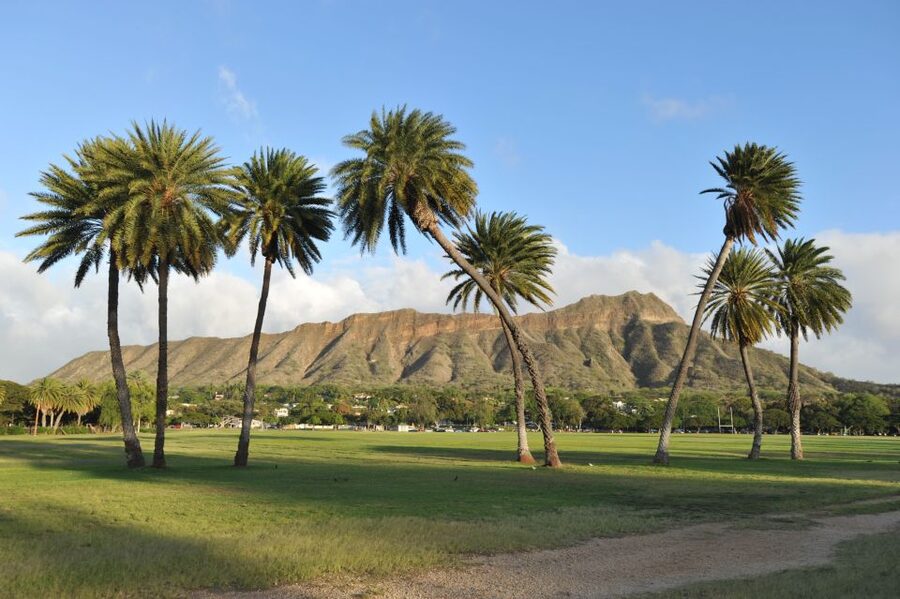 Oahu: Diamond Head Hike with Roundtrip Transportation - Waiting for the Gate and Starting the Trail