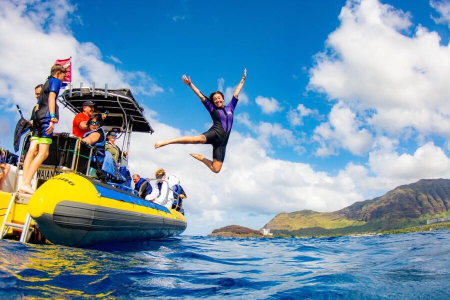 Oahu: Dolphin Swim and Turtle Snorkel Excursion in Waianae - Lunch, drinks, and the small details