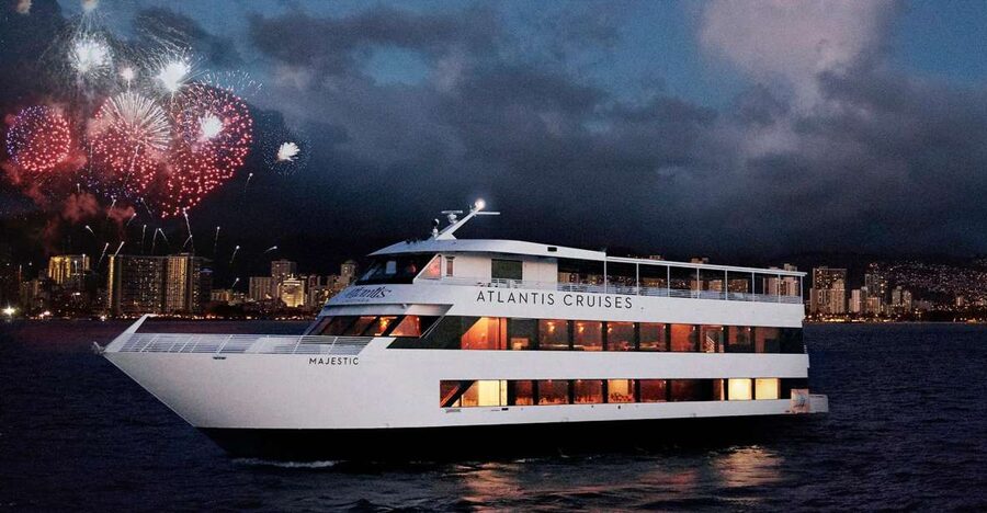 Oahu: Friday Night Fireworks Cocktail Cruise - Key points to know before booking