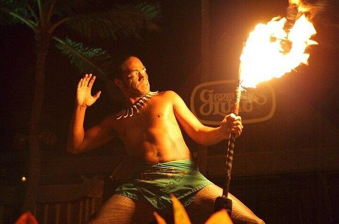 Oahu: Germaine's Luau - The Polynesian show is the evening’s strongest part