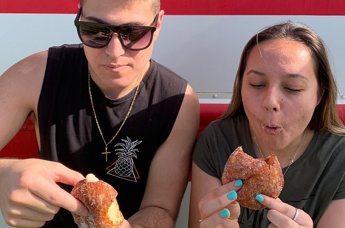 Oahu in a Day: Waterfall - Food Trucks - Lookouts - Small Crowds - Leonard’s malasada and the ride back