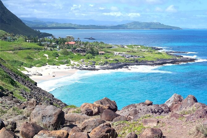 Oahu Island Sightseeing and Food Combo Tour - Waimanalo and the quiet windward side