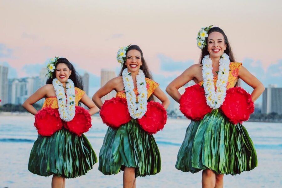 Oahu: Ka Moana Luau Dinner and Show at Aloha Tower - What you actually eat at the buffet