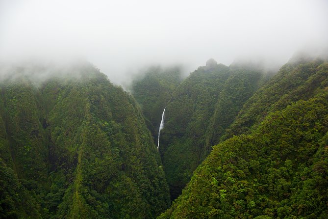 Oahu: Magnum PI Hughes 500 4-Passenger Doors-Off Helicopters - Sacred Falls, Jurassic Park Valley, and central Oahu