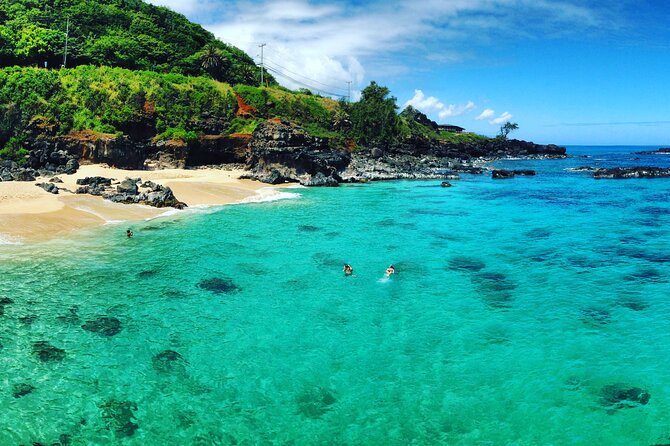 Oahu North Shore Experience: Activities, Waterfall & Free Time - Sunset Beach and winter surf at Pipeline