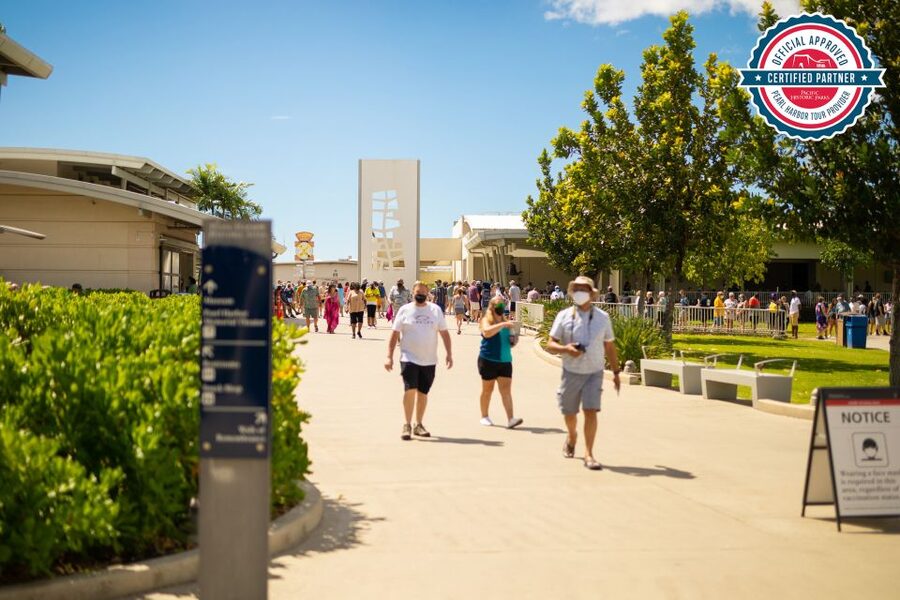 Oahu: Pearl Harbor, Arizona Memorial & Honolulu City Tour - The guide can shape the entire day