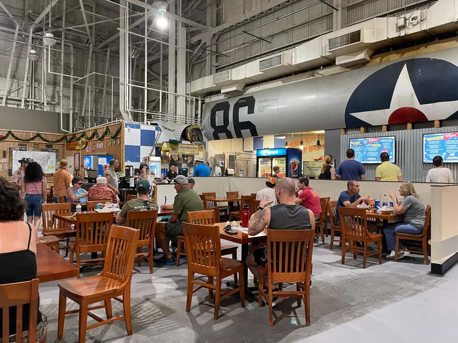 Oahu: Pearl Harbor Aviation Museum Entry Ticket - What the $29 admission gives you