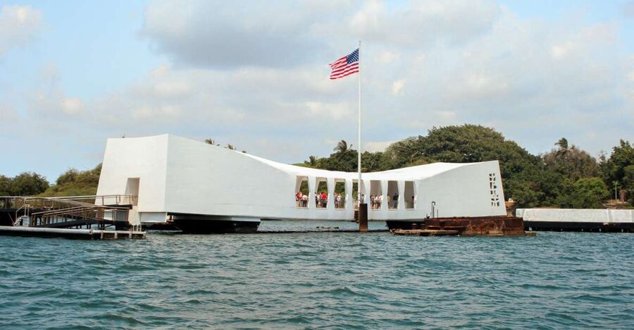 Oahu: Pearl Harbor, USS Arizona, and City Highlights Tour - The boat ride to the Arizona Memorial