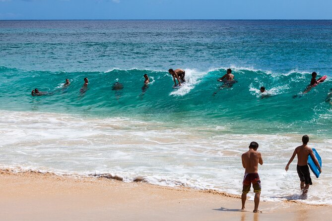 Oahu's Ultimate Grand Circle Island Tour with Snorkeling and More - Haleiwa Beach Park is the tour’s main water stop