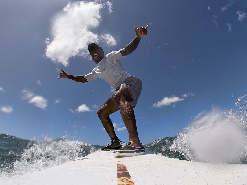 Oahu: Surf Lesson - Gear included, with less to pack