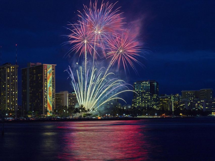 Oahu: Waikiki Fireworks Boat Cruise from Oahu - Key points to know before booking
