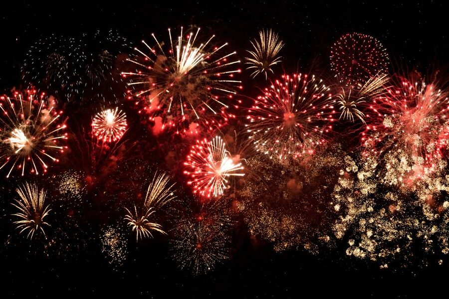 Oahu: Waikiki Fireworks Boat Cruise from Oahu - Timing, weather, and cancellation rules