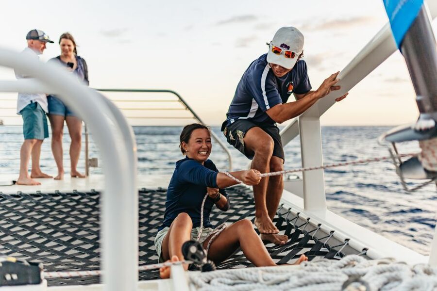 Oahu: Waikiki Sunset Catamaran Cocktail Cruise - Who Will Enjoy This Catamaran Cruise Most?