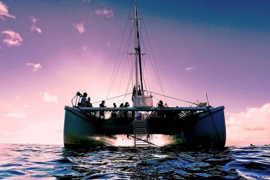Oahu: Waikiki Sunset Catamaran Sail and Swim - The first view of Diamond Head from offshore