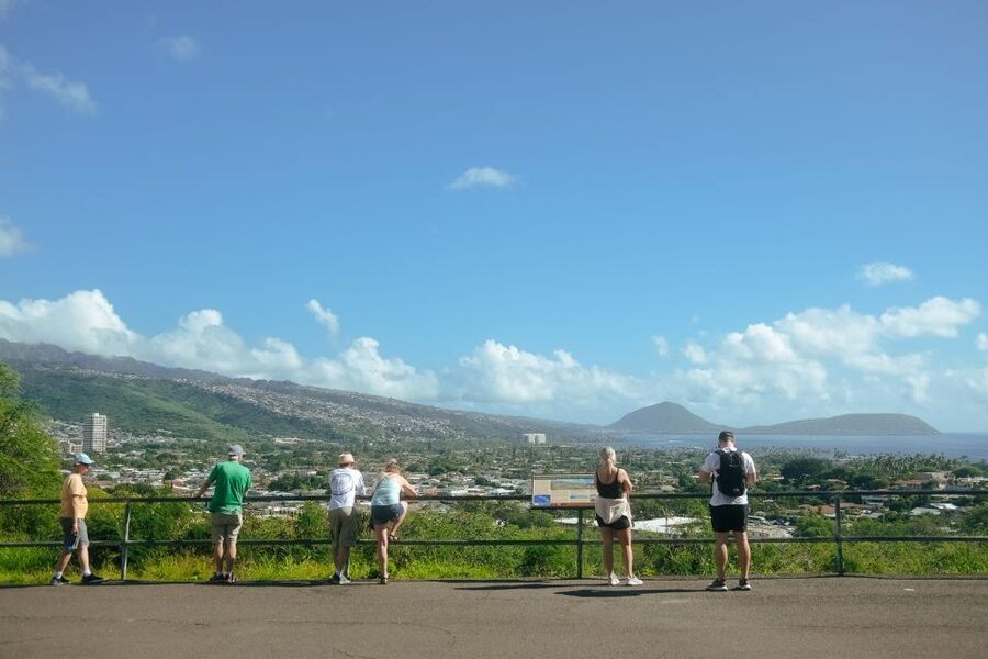 Oahu: Waikiki Trolley Hop-on Hop-off All-Line Pass - Who will get the most from this pass