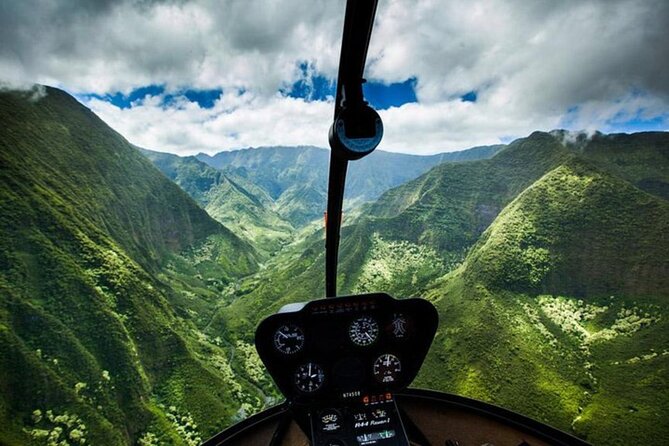 Path to Pali Passage - 30 Min Helicopter Tour - Doors Off or On - Rounding Makapuu Point and following the Windward Coast