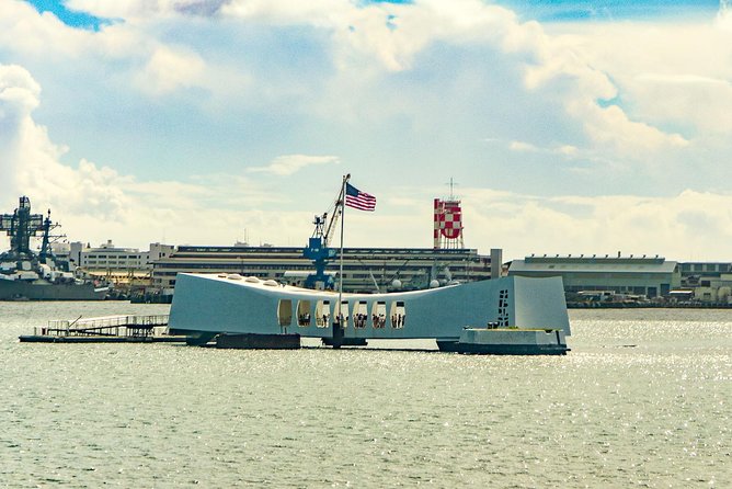 Pearl Harbor: USS Arizona Memorial & USS Missouri Battleship Tour from Waikiki - Why this Pearl Harbor combination works