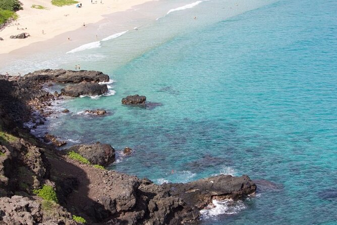 Private Customizable Grand Circle Island Tour of Oahu - The North Shore: surf, waterfall, and Haleiwa