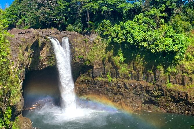 Private Tour: Experience Active Kilauea Volcano & Hilo Rainbow Falls - Hawaii Volcanoes National Park in about two hours