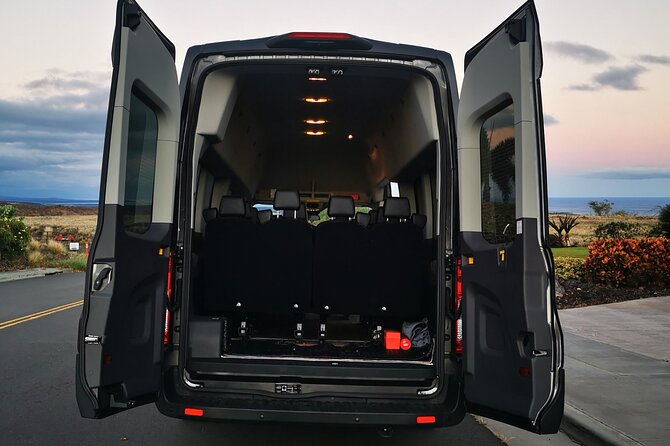Private Transfer From Hotels in Waikoloa & Waimea to Kona International Airport - Choosing the right van for your group