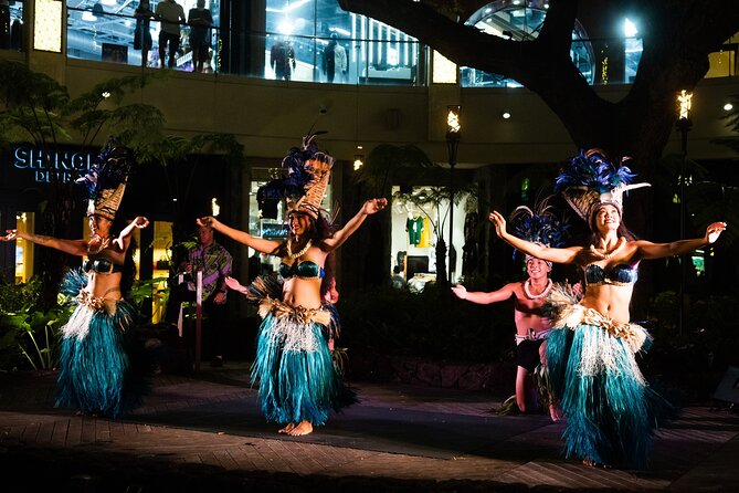 Queens Waikiki Luau with Dinner Buffet and Cultural Activities - A Waikiki luau with a very different setting