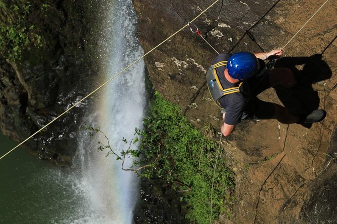 Rappel Maui Waterfalls and Rainforest Cliffs - Guides who make first timers feel capable