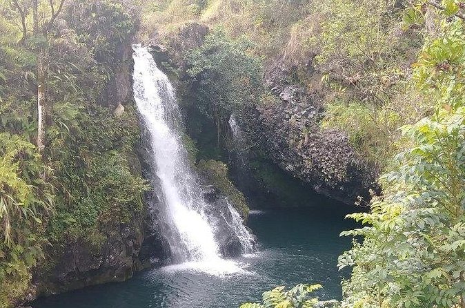 Road To Hana: Maui Waterfall Hiking Tour in Private Jeep - Black-sand beach, sea turtles, and coastal stops