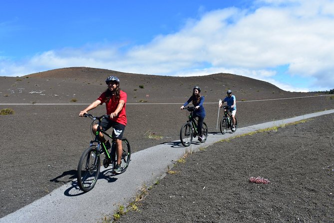 Self-Guided GPS Audio E-Bike Tour Hawaii Volcanoes National Park - Keanakakoi Crater Overlook by bicycle