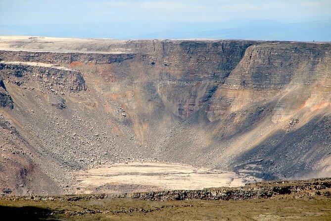 Small-Group Big Island Tour: Hawaii Volcanoes National Park and Kona Coffee Farm - Punalu’u Beach and the chance to see turtles